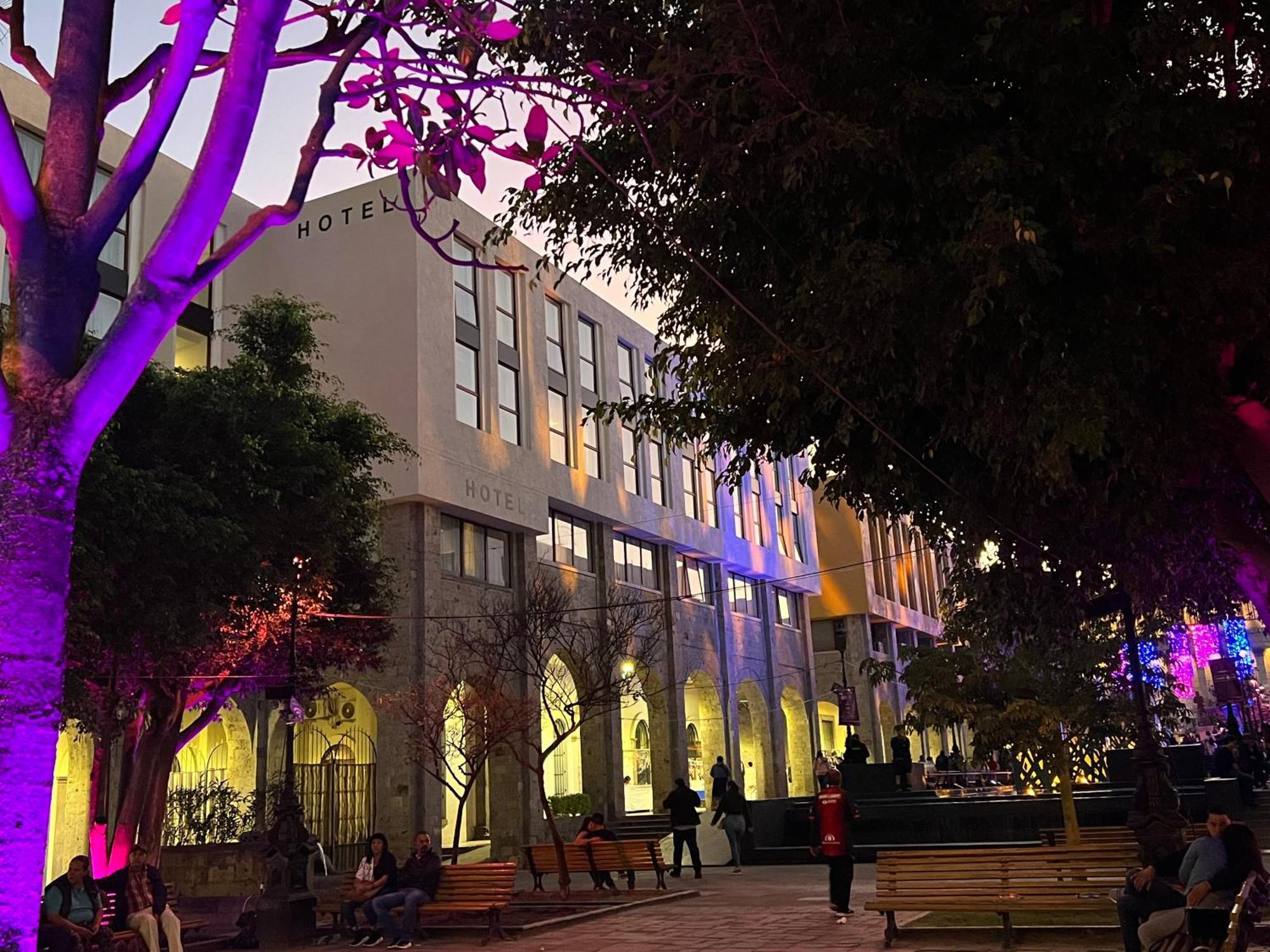 Six Hotel Guadalajara Degollado Dış mekan fotoğraf