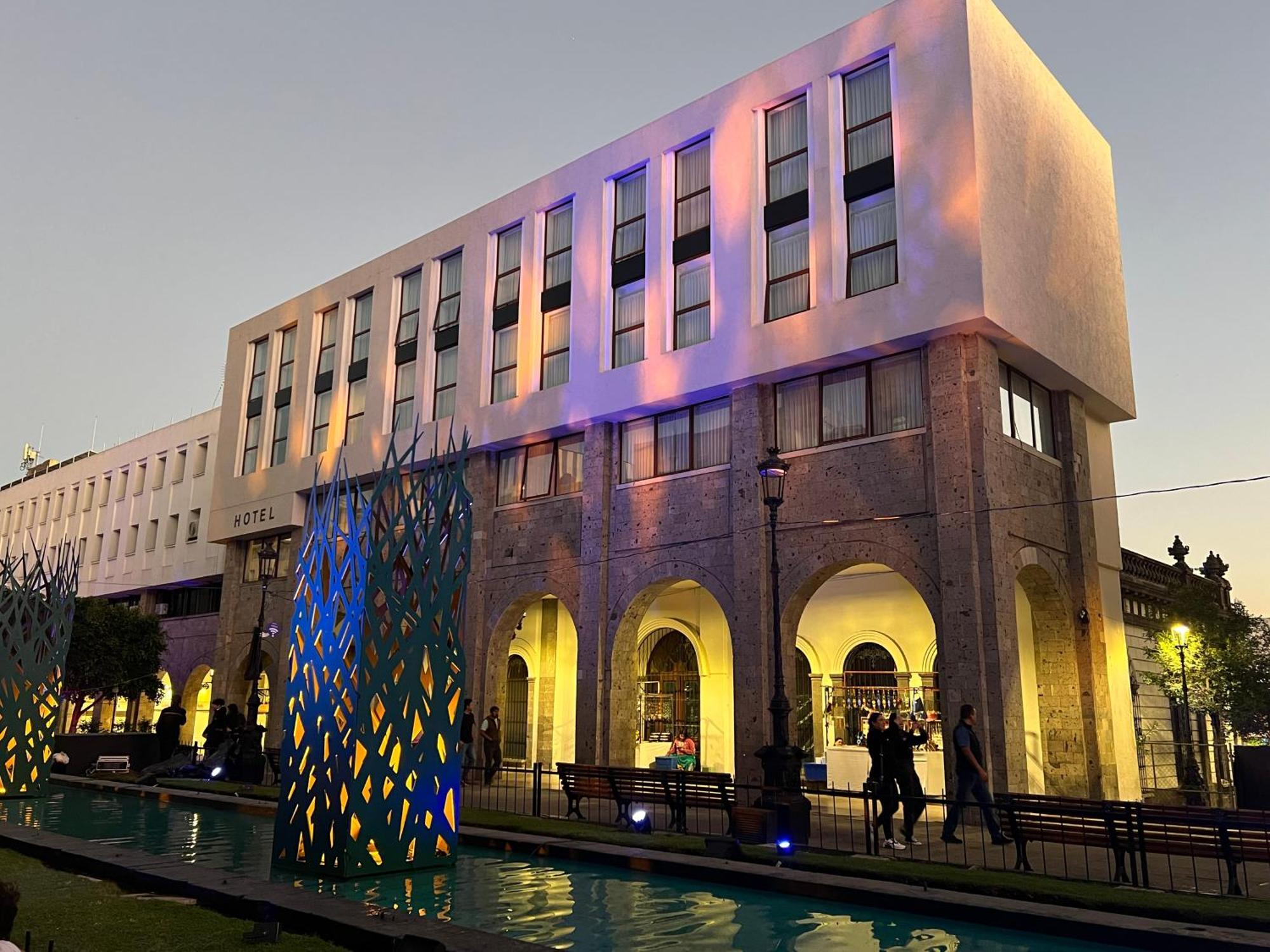 Six Hotel Guadalajara Degollado Dış mekan fotoğraf