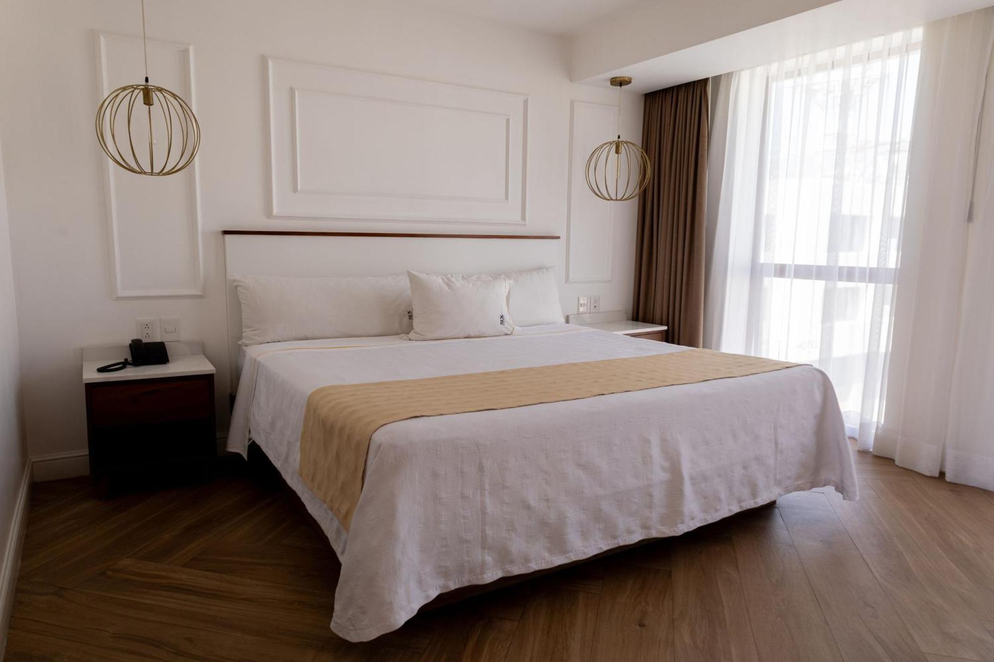 Six Hotel Guadalajara Degollado Dış mekan fotoğraf