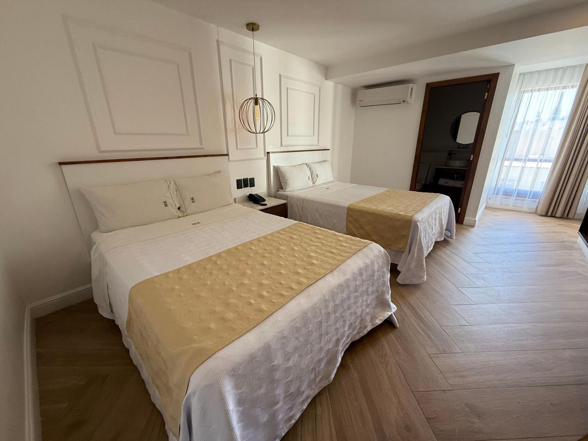 Six Hotel Guadalajara Degollado Dış mekan fotoğraf